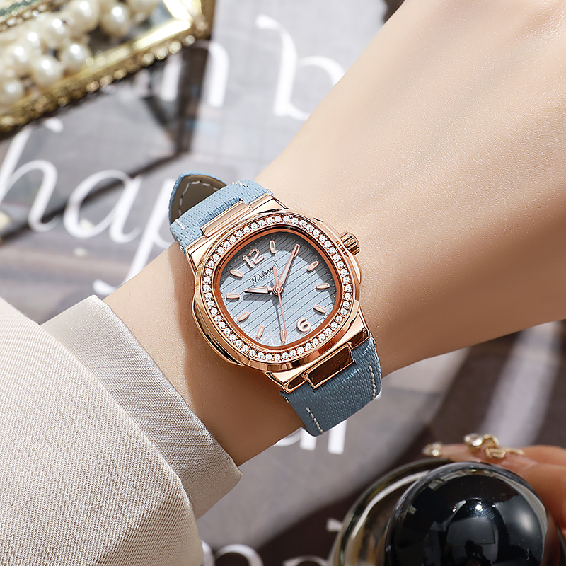 Exquisite And Minimalist Nauti - Luxury Watch With Rubber Strap บทวิจารณ์และราคา