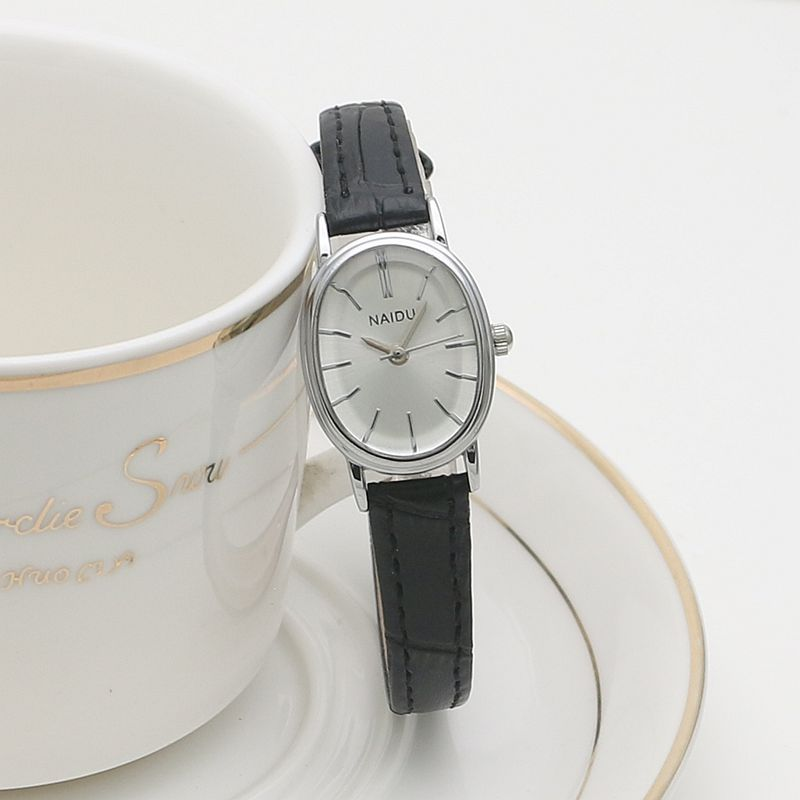 Fashion Brand Women Oval Dial  - Luxury Watch Brand For Women บทวิจารณ์และราคา