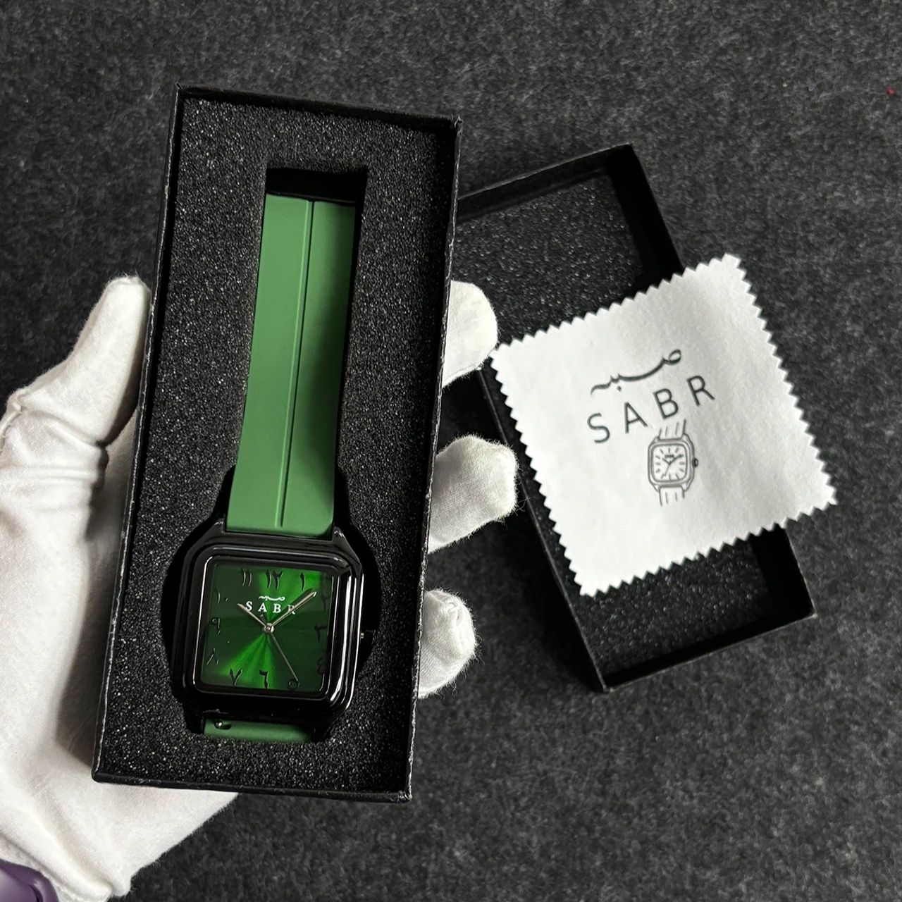SABR Arabic Numeral Watch Men  - Luxury Watch With Rubber Strap บทวิจารณ์และราคา