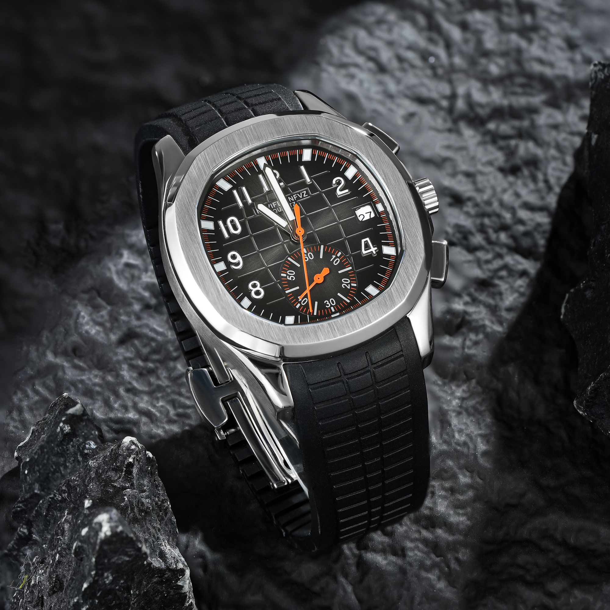 40MM Men's Luxury Watch NAVIFL - Luxury Watch With Rubber Strap บทวิจารณ์และราคา