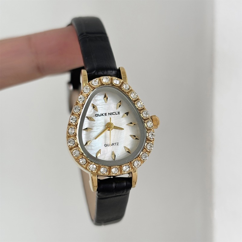 Luxury Women's Quartz Watch Go - Luxury Watch Gold And Black บทวิจารณ์และราคา